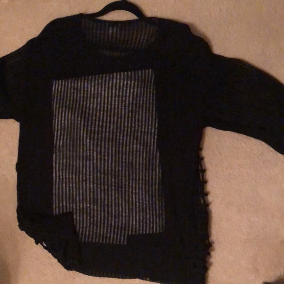 Black Open weave knit sweater top Sz is - Picture 3 of 5